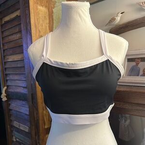 Senita Athletics Black and White Sports Bra - Large